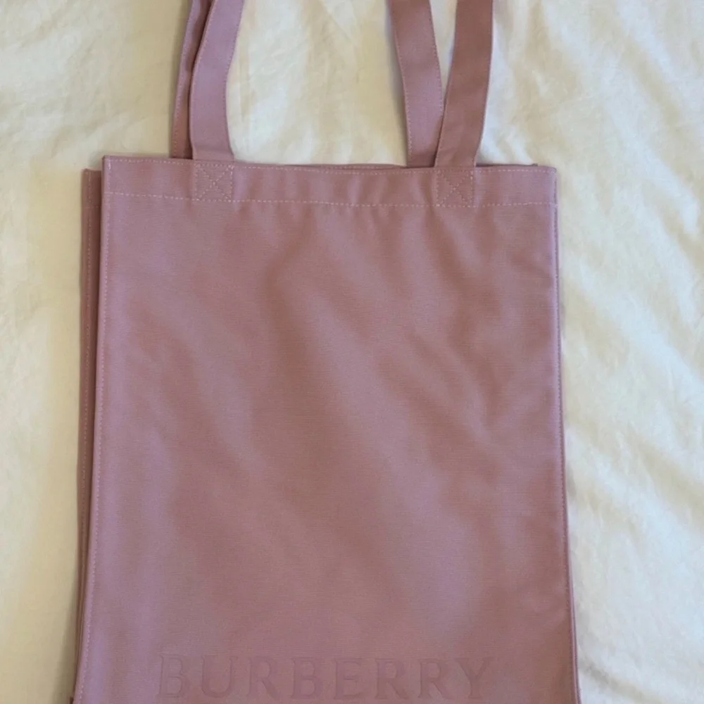 Burberry Pink Tote Bag - Picture 2 of 4